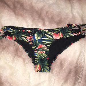 Hollister swim bottoms